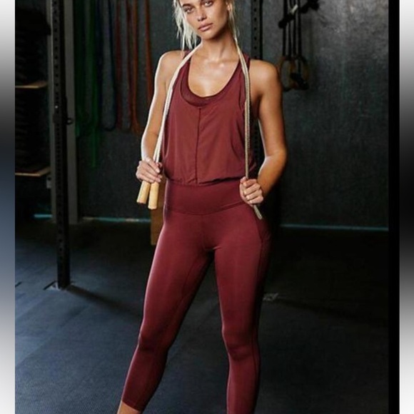 NWT 🔥RARE🔥Free People red Eye on the Prize one piece workout jumpsuit Size XS - Picture 2 of 4